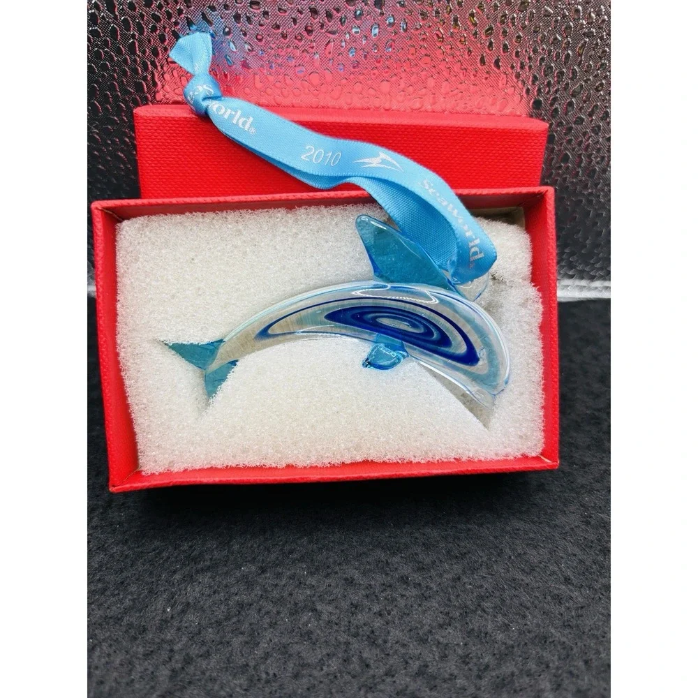 SeaWorld 2010 Blown Blue Swirl Glass Orca  Dolphin Ornament in box New